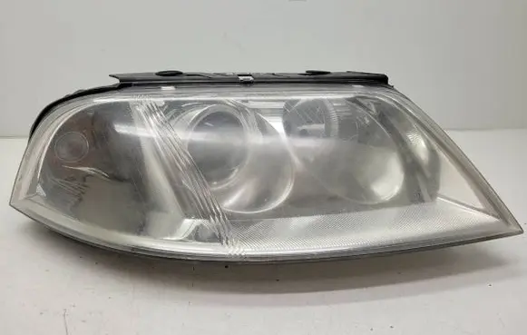 Volkswagen PASSAT B5 Headlight/headlamp