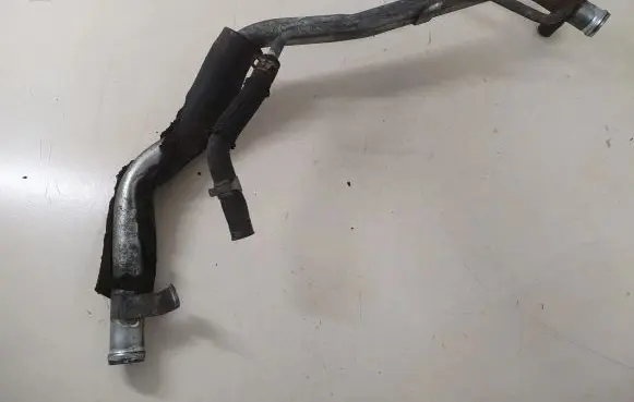 Subaru Outback Engine coolant pipe/hose