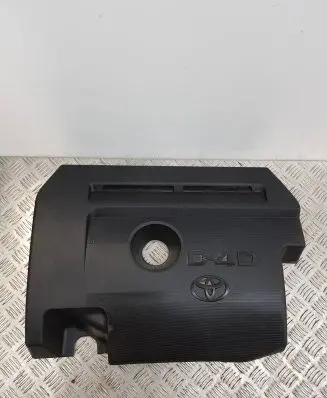 Toyota Avensis T270 Engine cover (trim) 126110R082