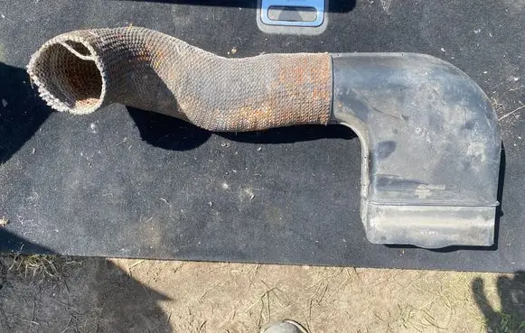KIA Sportage Air intake duct part 282102E000