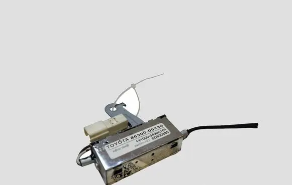 Toyota Avensis T250 Antenna control unit 8630005130 1410009490C101 SD600385
