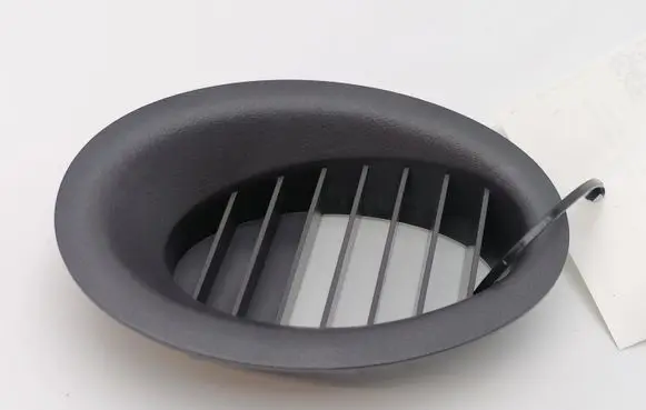 Rear air vent grill