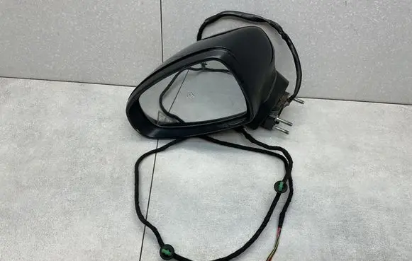 Audi A1 Front door electric wing mirror 