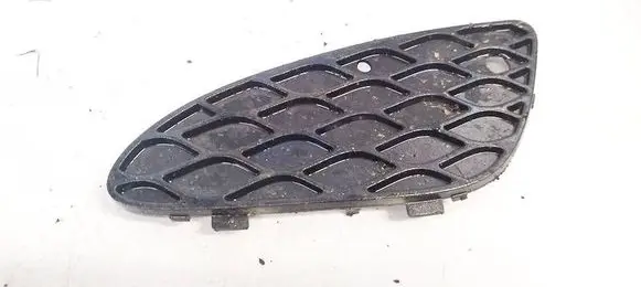 Mercedes-Benz E W211 Front bumper lower grill A2118850353