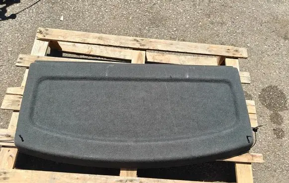 Volkswagen Golf V Parcel shelf 1K6867760