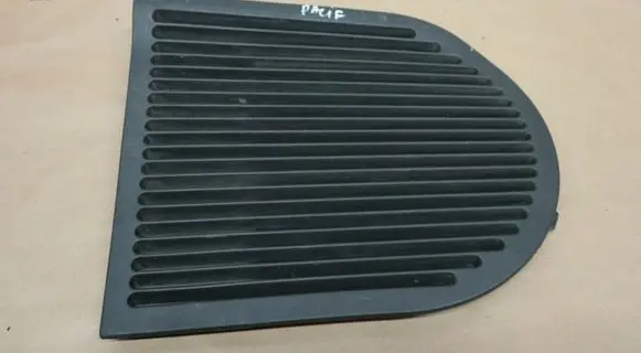 Chrysler Pacifica Dashboard side air vent grill/cover trim 68248Z