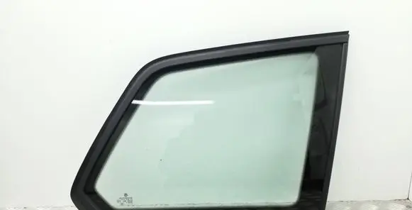 Volkswagen Golf VII Rear side window 5G9845298