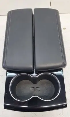 Tesla Model S Center console 102424100A 102424100 1024241