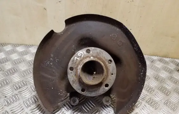 Citroen C4 Grand Picasso Rear wheel hub