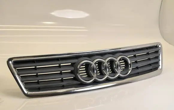 Audi A6 S6 C5 4B Front grill 4Z7853651