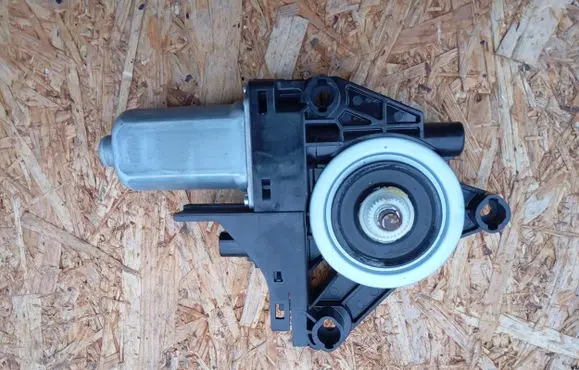 Fiat Freemont Rear door window regulator motor C21363100 WR12771