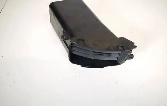 Subaru Legacy Dash center air vent grill