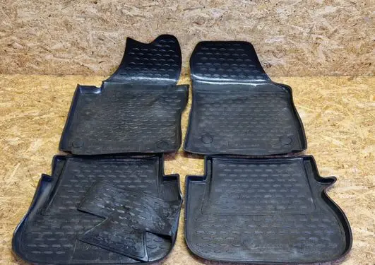 Volkswagen Caddy Car floor mat set 