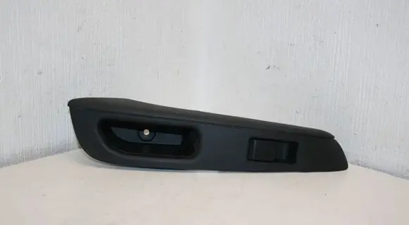 Nissan Note (E12) Electric window control switch 829603VW0A