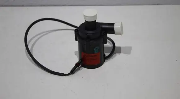 Audi A8 S8 D3 4E Electric auxiliary coolant/water pump 9000050C 70207331 106410T317