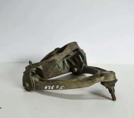 Volkswagen Touareg I Front lower control arm/wishbone 7L0407047A