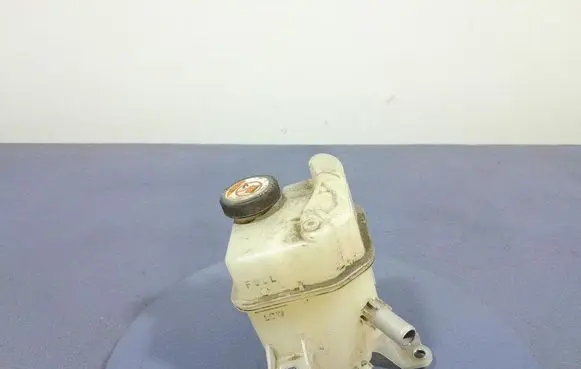 Toyota Auris E180 Coolant expansion tank/reservoir