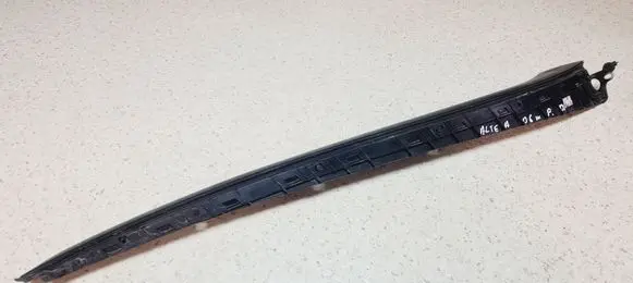 Seat Altea Windshield trim 5P0854542F 5P0854320C