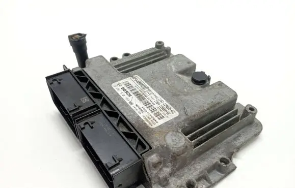 Ford Focus Engine control unit/module CV6112A650ANG CV6H12B684BB 0261S10163