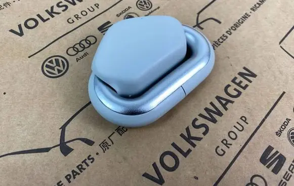 Volkswagen Multivan T6 Rear seatbelt 1J0857731E
