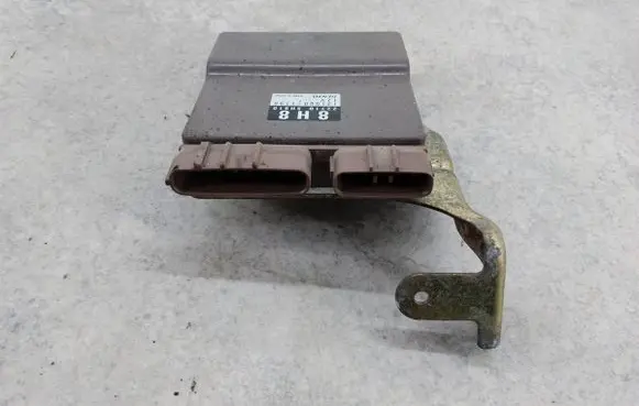 Nissan X-Trail T30 Fuel injection control unit/module