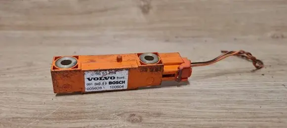 Volvo XC90 Airbag deployment crash/impact sensor 8651754