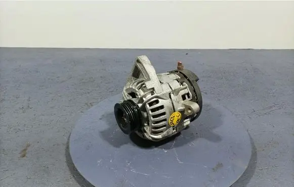 Renault Twingo II Generator/alternator 8200519296