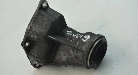 Land Rover Range Rover L322 Engine mounting bracket TAU500130
