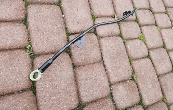 Oil level dip stick