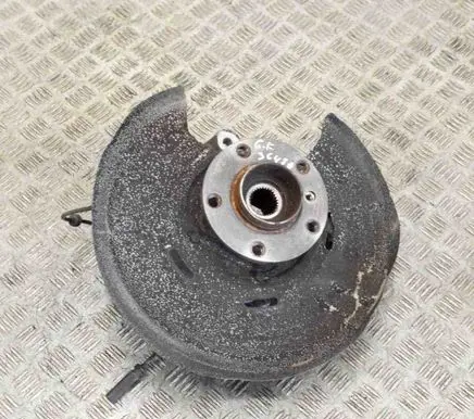 BMW 6 F06 Gran coupe Rear wheel hub 6852891