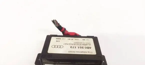Audi A6 S6 C5 4B Alarm control unit/module 4B0951173