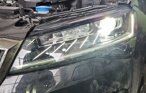 Skoda Superb B8 (3V) Headlight/headlamp 3V1941015E IMPRK1548965