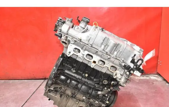 Bedford Astra Engine LWC