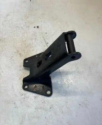 Iveco Daily 6th gen Engine mounting bracket 5801563665