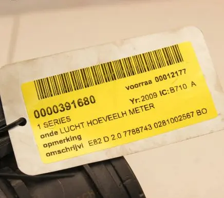 BMW 5 E60 E61 Mass air flow meter 0281002567
