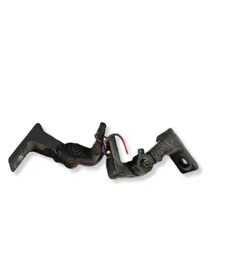Volkswagen Golf VII Front door hinge set 8K0831401P