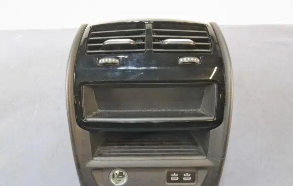 BMW 5 G30 G31 Dashboard side air vent grill/cover trim 9330685