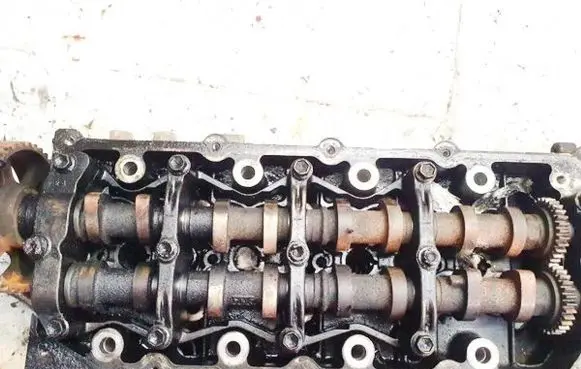 Toyota Avensis T250 Camshaft pulley/ VANOS 
