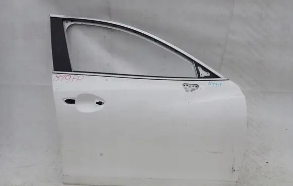 Mazda 6 Front door