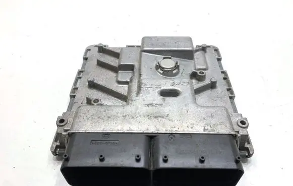 Volkswagen PASSAT B8 Engine control unit/module ECU 06K907425M