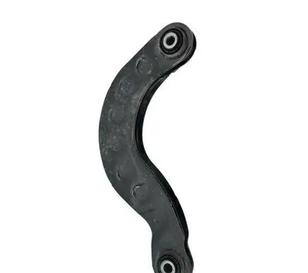 Ford Focus Rear control arm AV615500CB