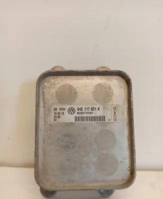 Engine oil radiator