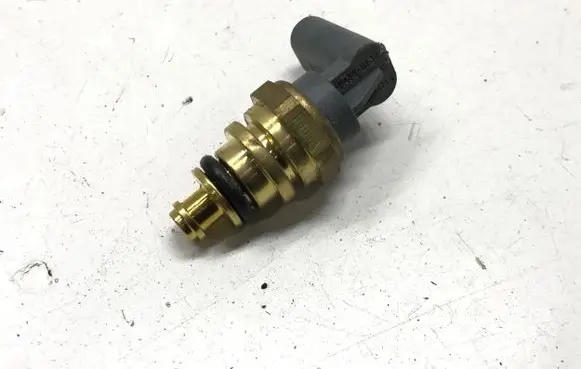 Coolant temperature sensor