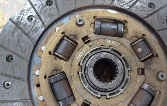 Hyundai Tucson JM Clutch pressure plate 34063 MHT VALEO