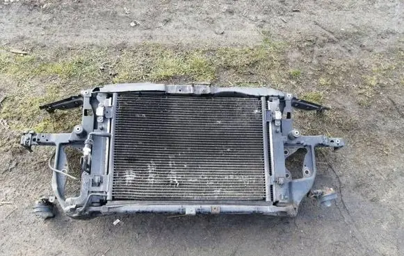 Skoda Superb B5 (3U) Radiator support slam panel