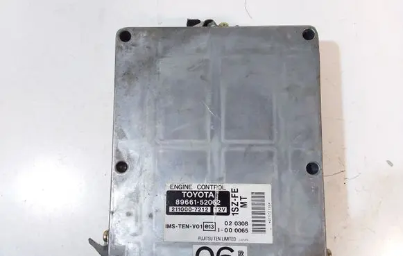 Toyota Yaris Engine control unit/module 8966152062
