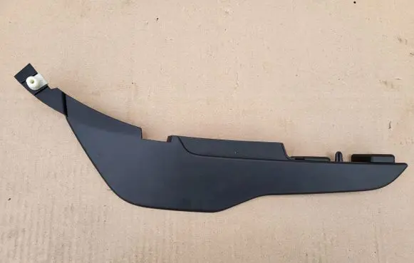 Front bumper lip