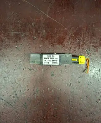 Volvo V70 Airbag deployment crash/impact sensor 8622365 071105 007585