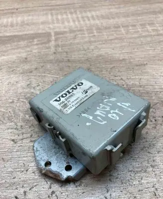 Volvo S40, V40 Other control units/modules 30620885 00W39 USSCONTROL