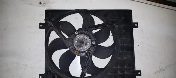 Volkswagen Fox Radiator cooling fan shroud 881061409 L076A15